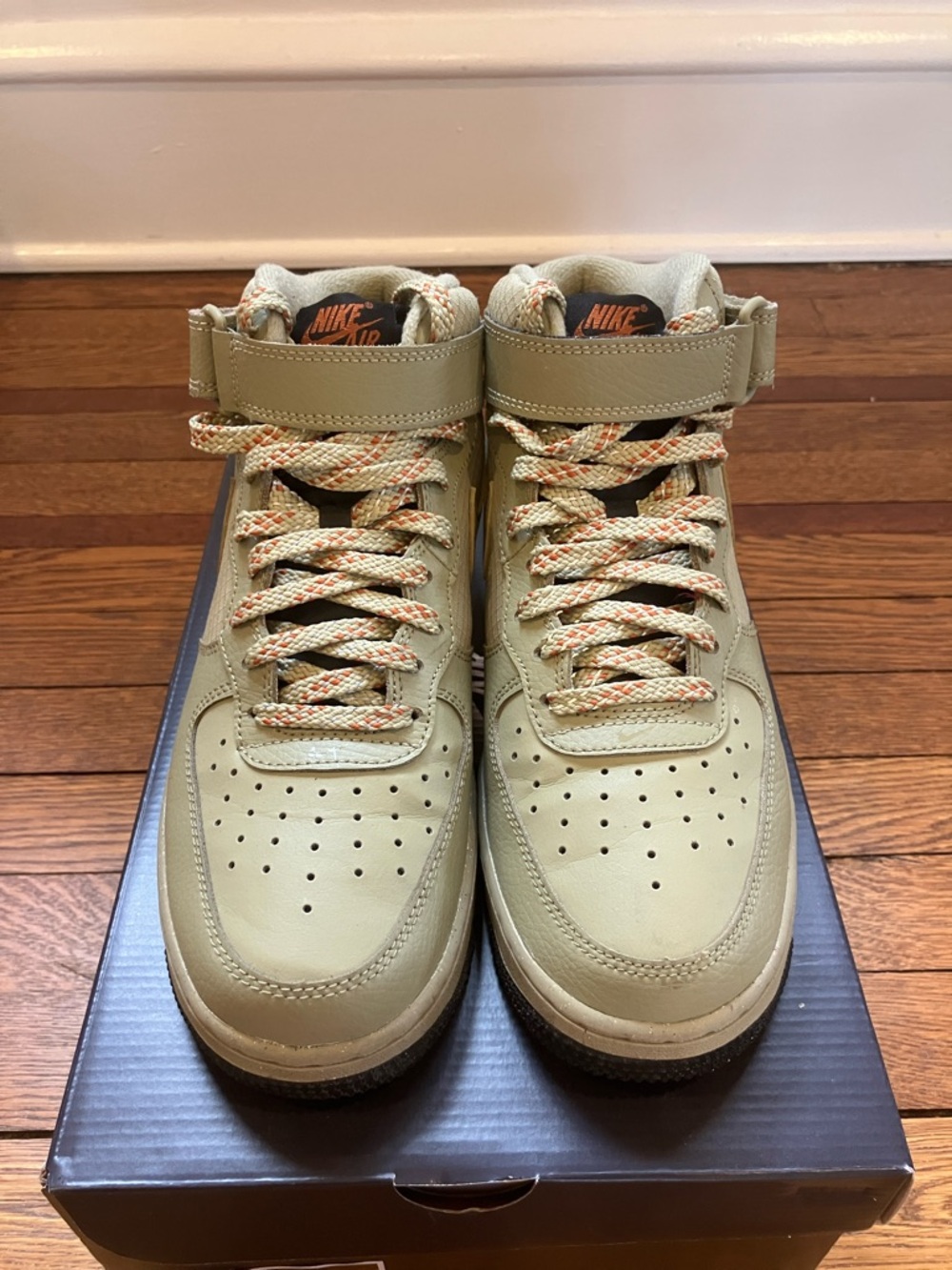 Nike Air Force 1 MID ‘07
Neutral Olive